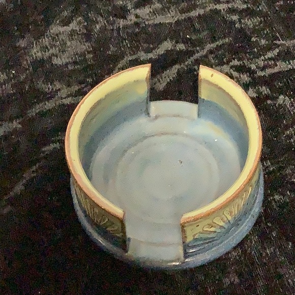 Sponge Holder Blue Green pottery sunburst imprint design - Picture 3 of 5